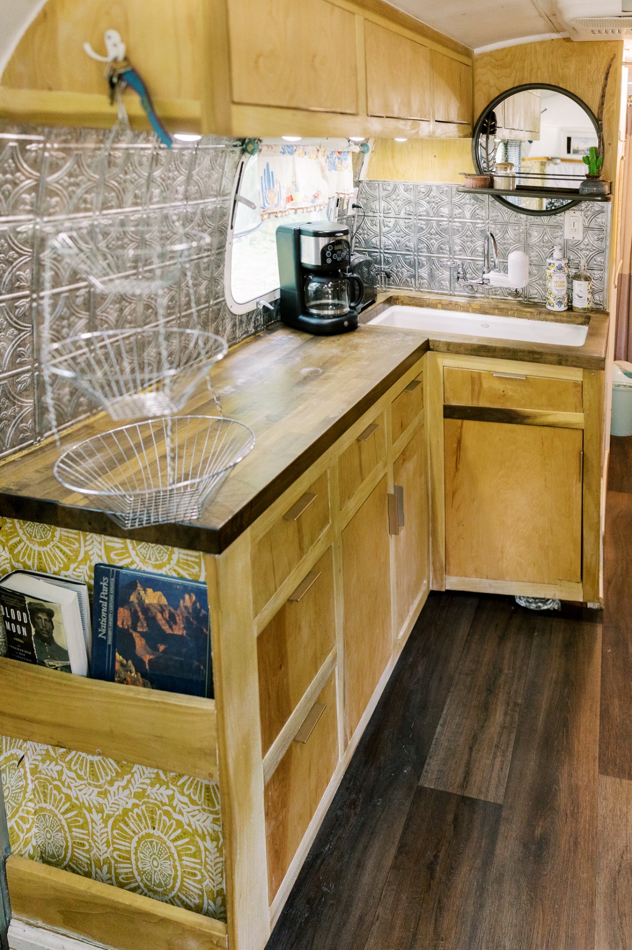 Kitchen counter with tin backsplash